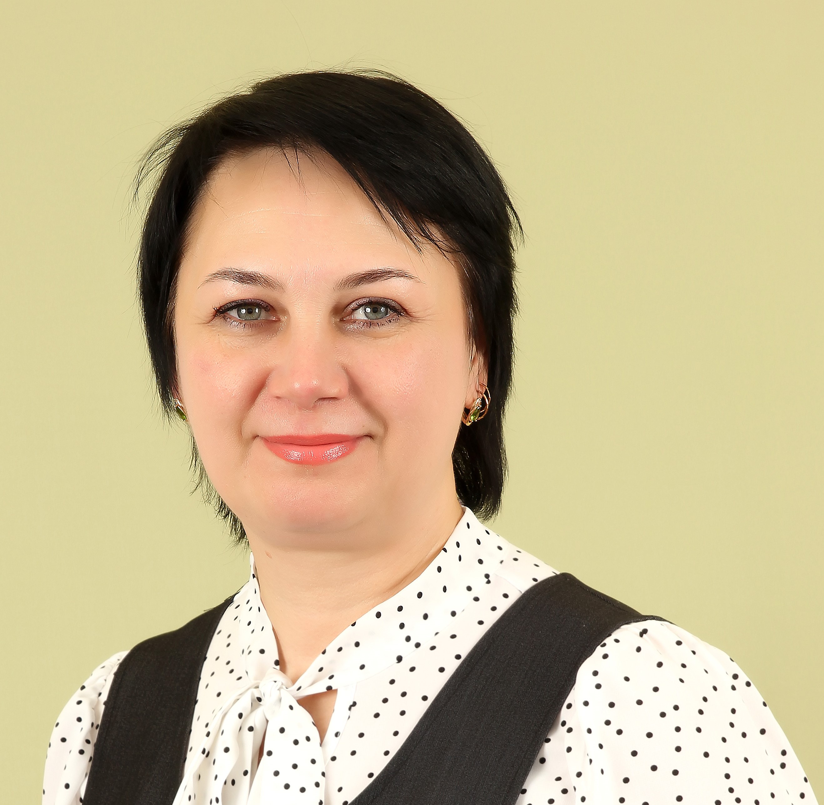 Воспитатель высшей категории Симонова Лариса Васильевна.